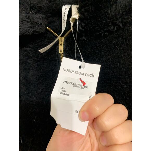 Forgotten grace black white colorblock long sleeve hoodie plush pullover‎ Small - Picture 3 of 4